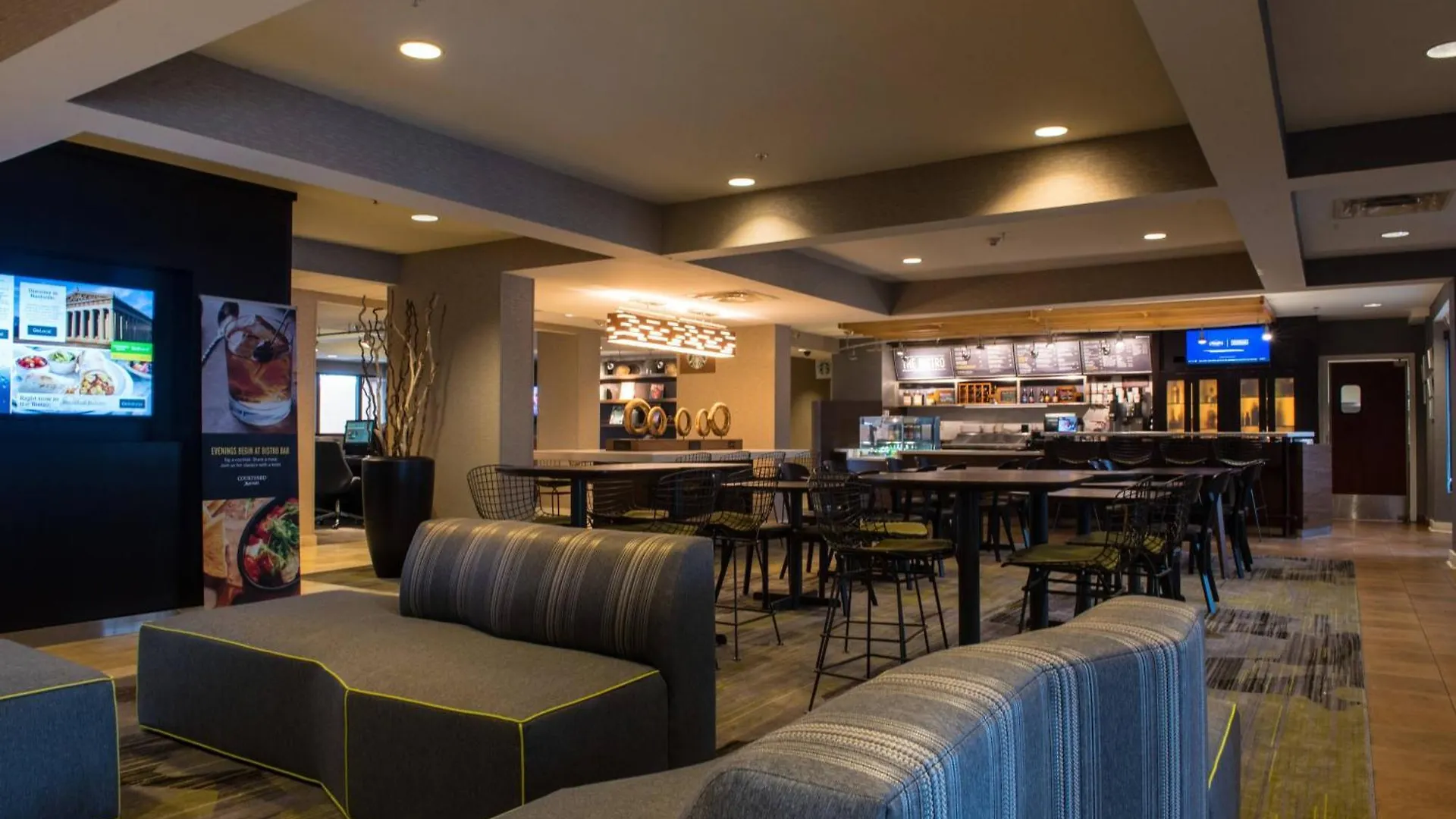 Hotel Courtyard By Marriott Nashville At Opryland