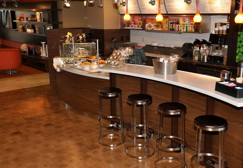 Courtyard By Marriott Nashville At Opryland