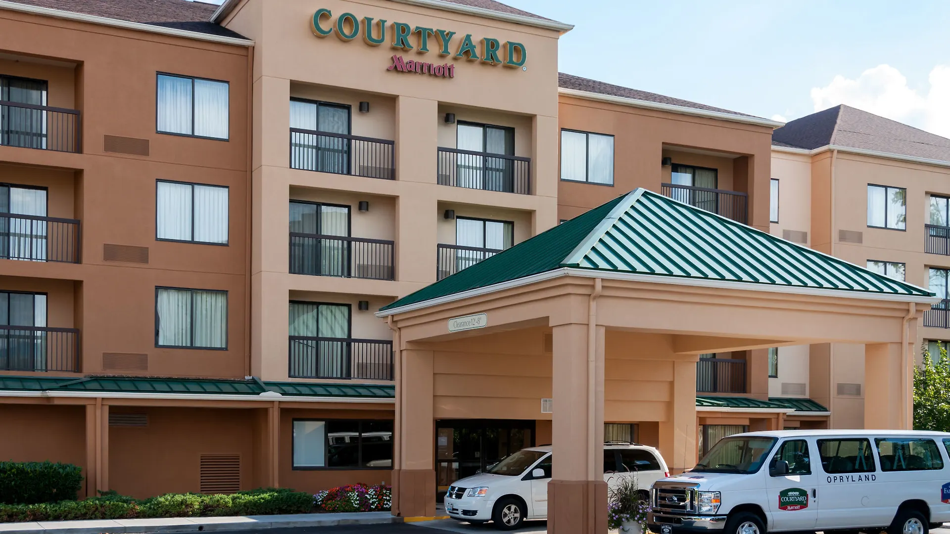 Courtyard By Marriott Nashville At Opryland